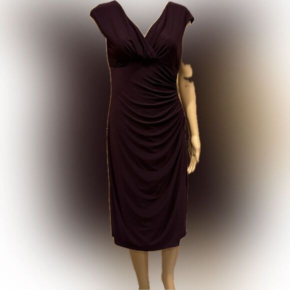 Lauren Ralph Lauren Ruched V-Neck Sleeveless Purple Cocktail Midi Dress SZ 6 - Picture 1 of 5
